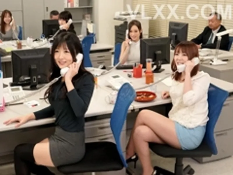 Chơi đồ vào anh xả không biết mệt vừa chịch xong anh bắt em bú cu luôn